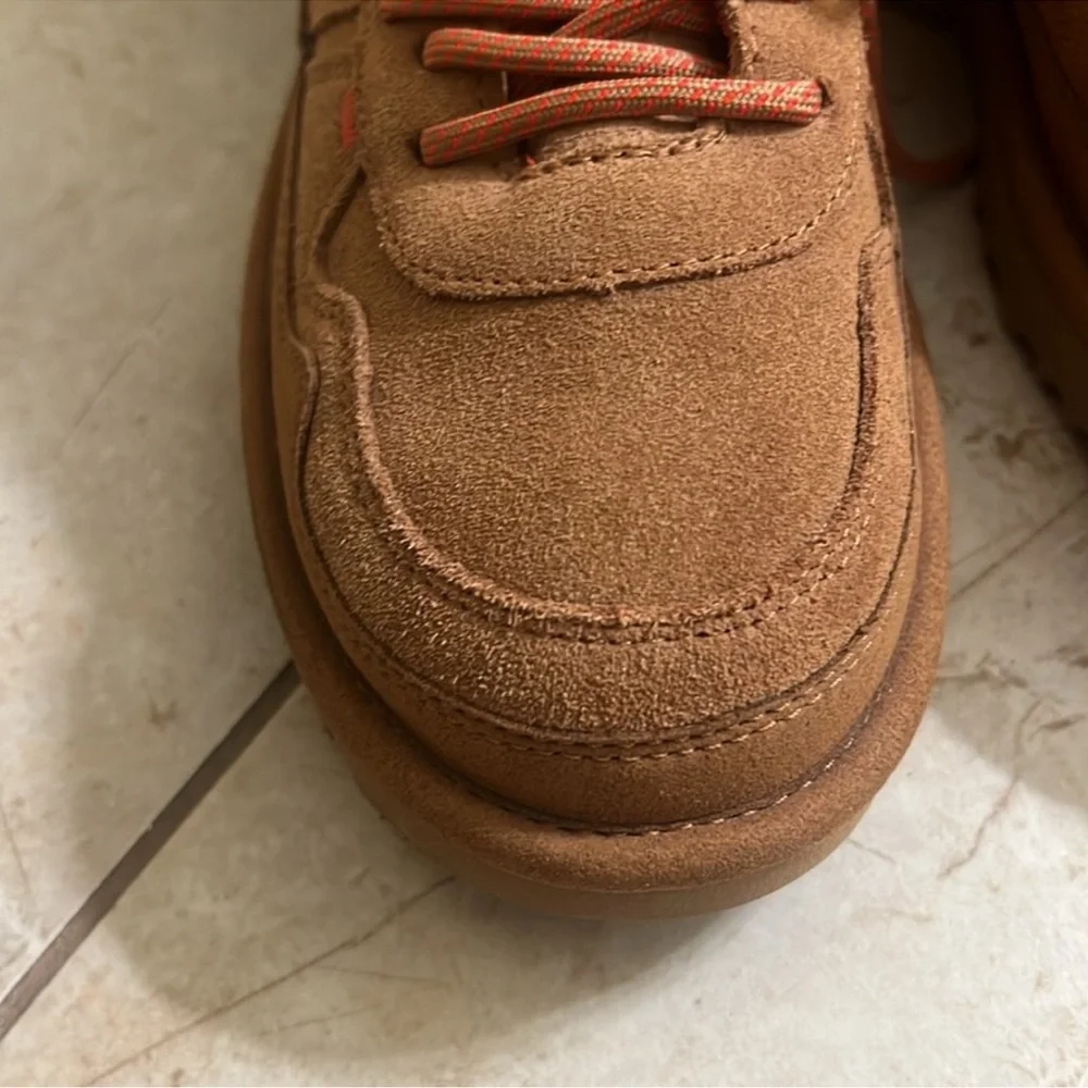 UGG Highland Heritage Women’s Size 9 – Brown - Picture 3 of 10